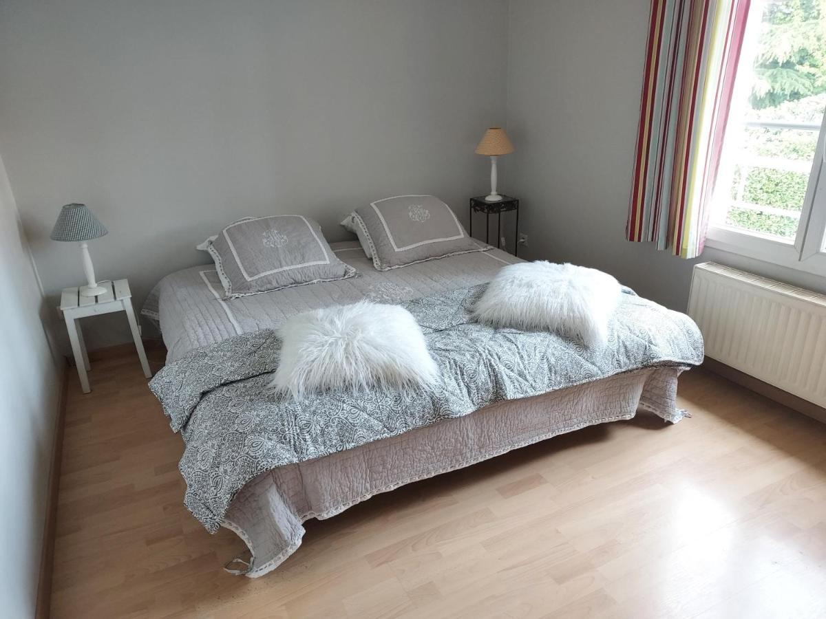 Chambre D'Hote Chez Florence Vourles Exterior photo